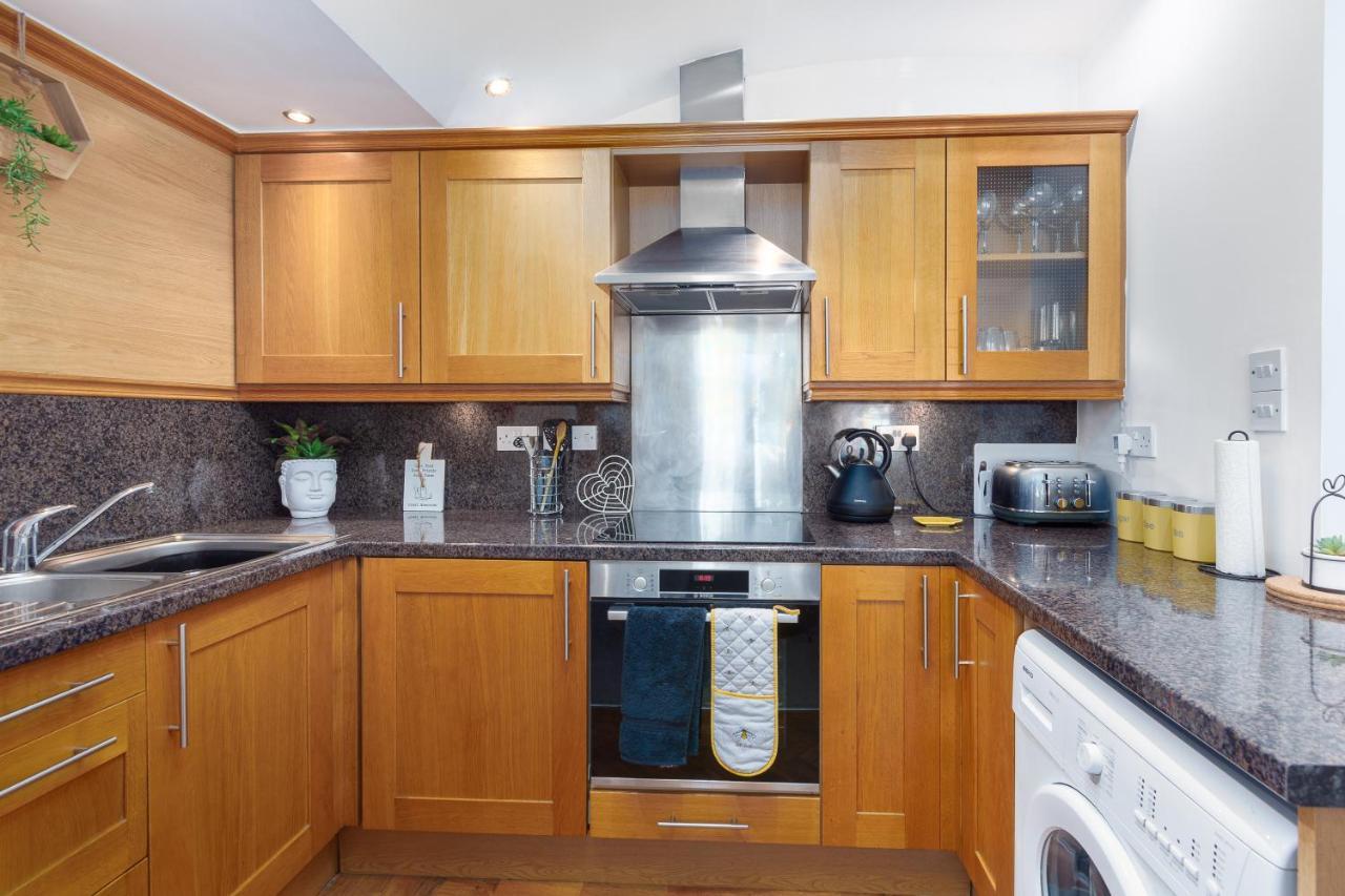 Charles Alexander Short Stay - Clifton Drive Beach Retreat Lytham St Annes Exterior foto